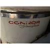 Image 3 : 1960s Connor Fiberglass Antique Waching Machine