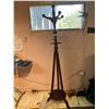 Image 1 : Wooden Coat Hanger Post 73H