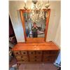 Image 1 : Vintage Vanity With Mirror 17D 58W 75H