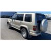 Image 3 : 1999 Isuzu Trooper S