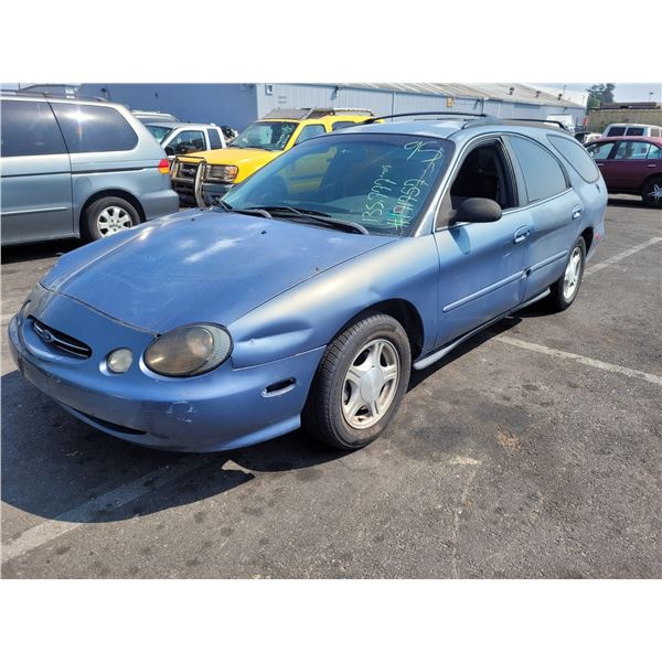 1999 Ford Taurus SE