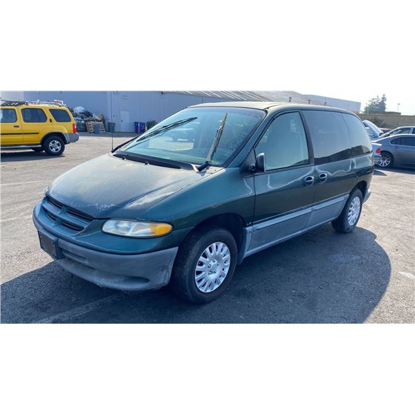 1997 Dodge Caravan LE