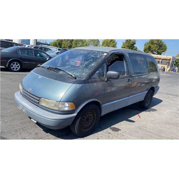 1993 Toyota Previa LE