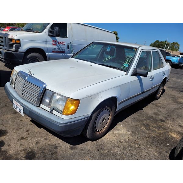 1989 Mercedes-Benz 300-Class 300 E