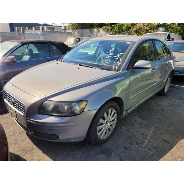 2005 Volvo S40 2.4i