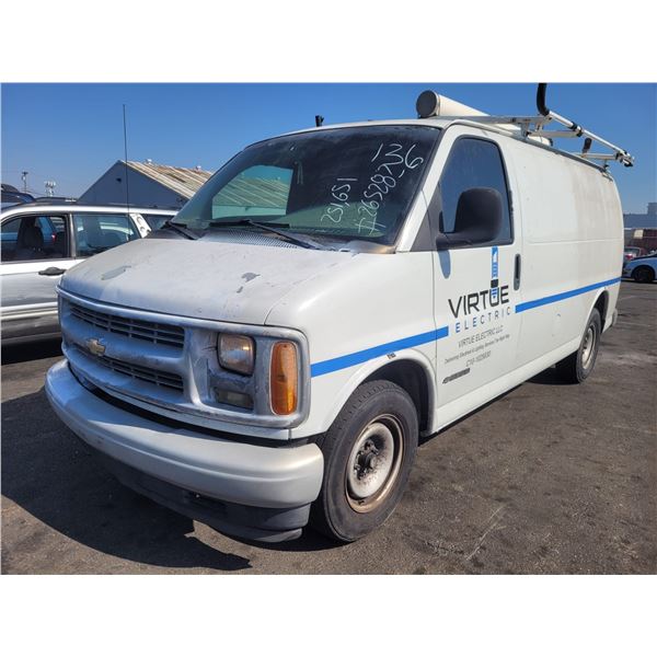 2000 Chevrolet Express G2500
