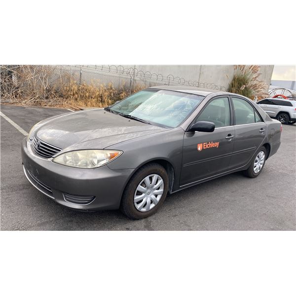 2005 Toyota Camry Standard