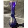 Image 2 : BLOWN ART GLASS VASE 10.5" TALL SIGNED ON BOTTOM