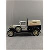 Image 2 : Limited Edition 'True Value' Diecast Truck