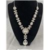 Image 2 : Gorgeous Clear Glass and Rhinestone Necklace, Heavy, 16" in length