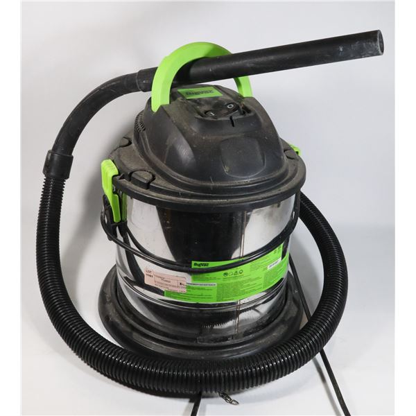 BIG VAC 4 GALLON STAINLESS STEEL WET/DRY VACUUM