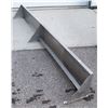 Image 1 : 10' LONG STAINLESS STEEL RESTAURANT SHELF