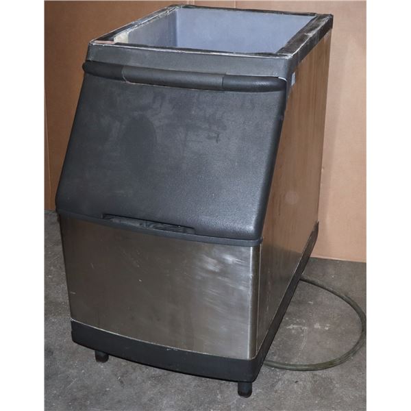 ICE STORAGE BIN/ BASE FOR ICE MACHINE