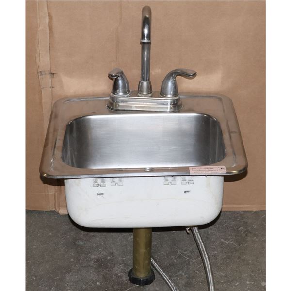 STAINLESS STEEL HAND WASH SINK WITH TAPS AND