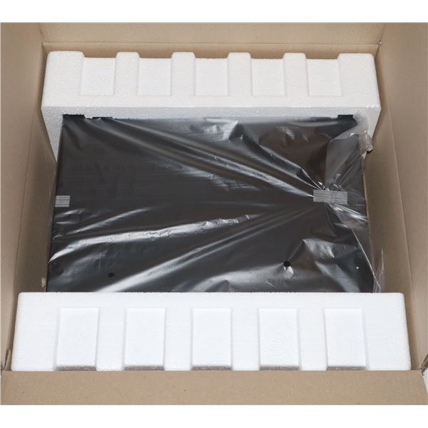 NEW IN THE BOX CASH DRAWER