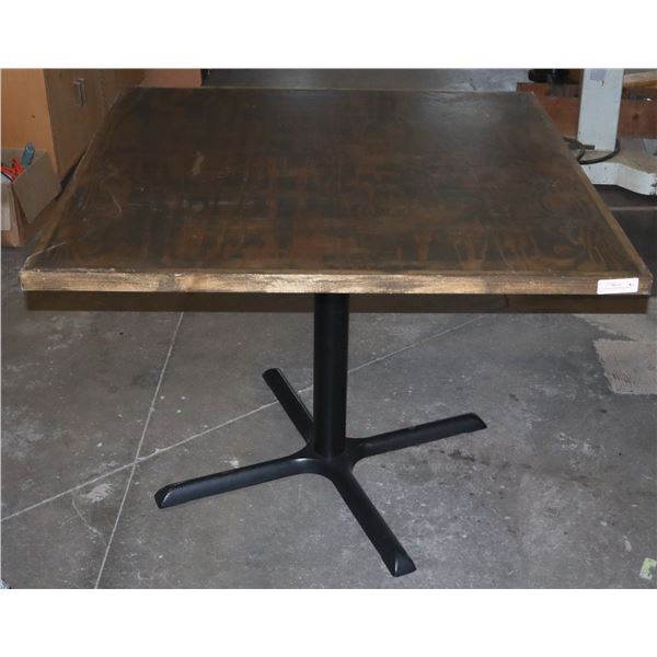 *BAILIFF SEIZURE* SQUARE RESTAURANT TABLE