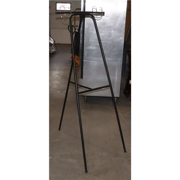 SIGN DISPLAY TRIPOD 71" TALL