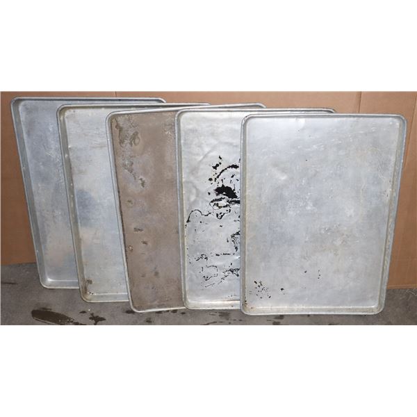 5 FULL SIZE BAKING PANS (APPROX 26" X 18")