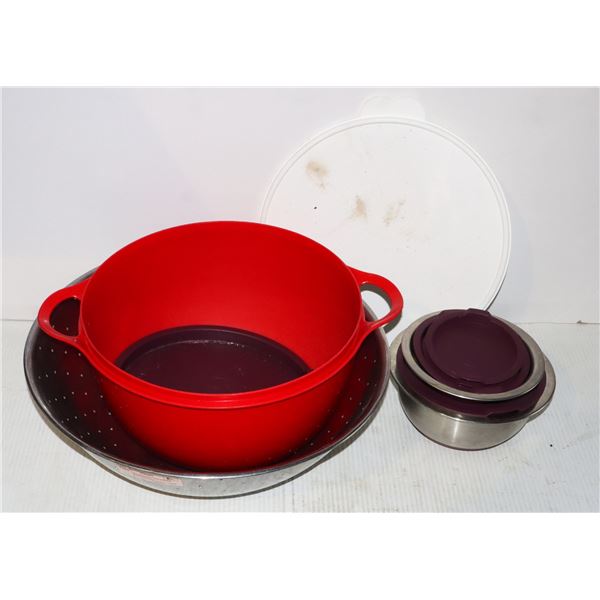 LARGE STAINLESS COLANDER SOLD WITH MIXING