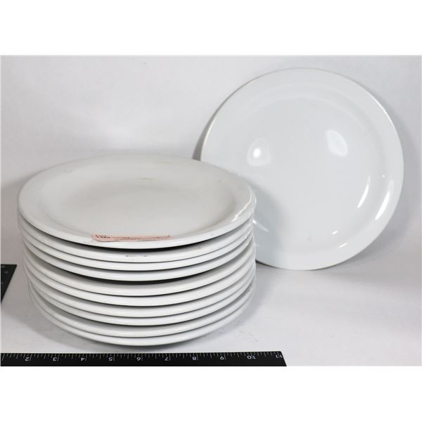 LOT OF 11 DINNER PLATES AROUND 9 1/2" DIA