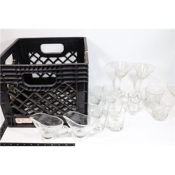 LOT OF ASSORTED DISHWARE INCLUDES GLASS SHOTS