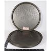 Image 1 : BUNDLE OF PIZZA PANS
