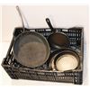 Image 1 : BUNDLE OF FRYING PANS