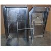 Image 2 : STAINLESS STEEL COMMERCIAL DISHWASHER SIDE TABLES