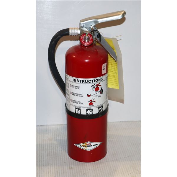 *BAILIFF SEIZURE* 5LB FIRE EXTINGUISHER
