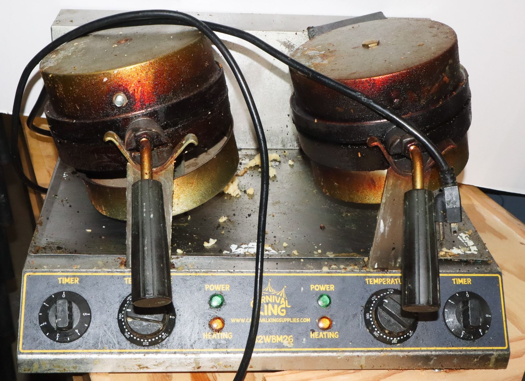 *BAILIFF SEIZURE* CARNIVAL KING WAFFLE MACHINE