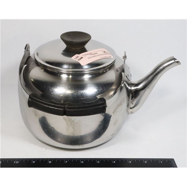 STAINLESS STEEL KETTLE WITH LID
