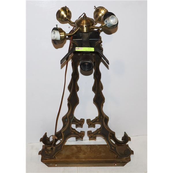 UNIQUE 4 LIGHT LIGHT FIXTURE