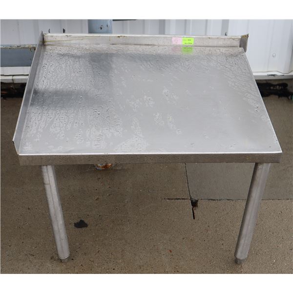 STAINLESS STEEL SHELF, LEGS ON ONE SIDE