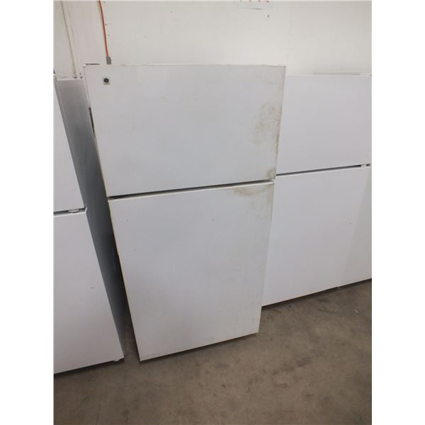 GE White Refrigerator