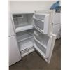 Image 2 : GE White Refrigerator