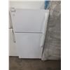 Image 1 : Frigidaire Fridge