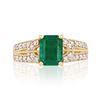 Image 2 : 1.43 ctw Emerald and 0.38 ctw Diamonds 18KT Yellow Gold Ring