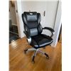 Image 1 : High Quality Office Chair