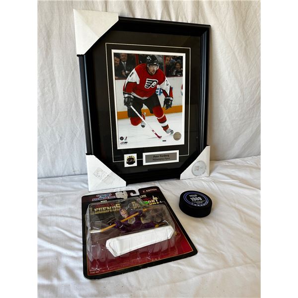 Hockey Collectibles