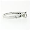Image 5 : Vintage 18k White Gold 1.27 ctw Round & Baguette Diamond Solitaire Engagement Ri