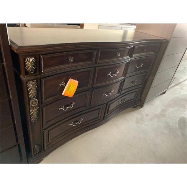Cosmos Furniture Master bedroom 11 drawer Dresser