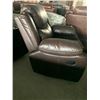 Image 3 : Brown Stitched Leather Recliner Chair