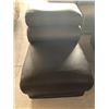 Image 2 : Black Leather Modular 4 Pce Living room Seating System