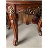 Image 2 : Round Queen Anne Style Side Table