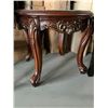 Image 2 : Round Queen Anne livingroom table