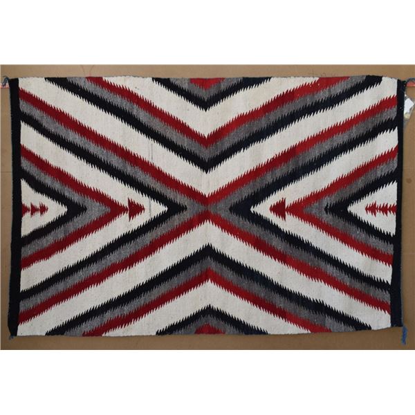 NAVAJO INDIAN TEXTILE