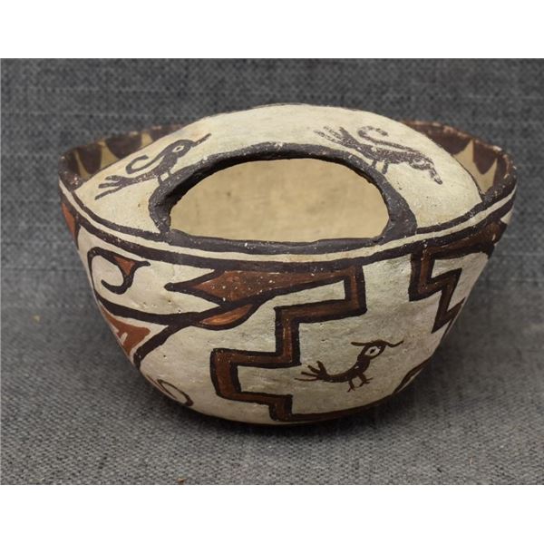 ZUNI INDIAN POTTERY BOWL