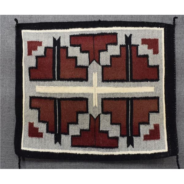 NAVAJO INDIAN TEXTILE