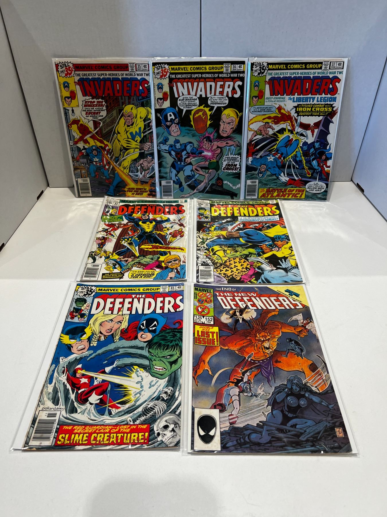 DEFENDERS, INVADERS COMIC LOT(MARVEL)