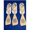Image 1 : Beechwood Wooden Turners (3ct)